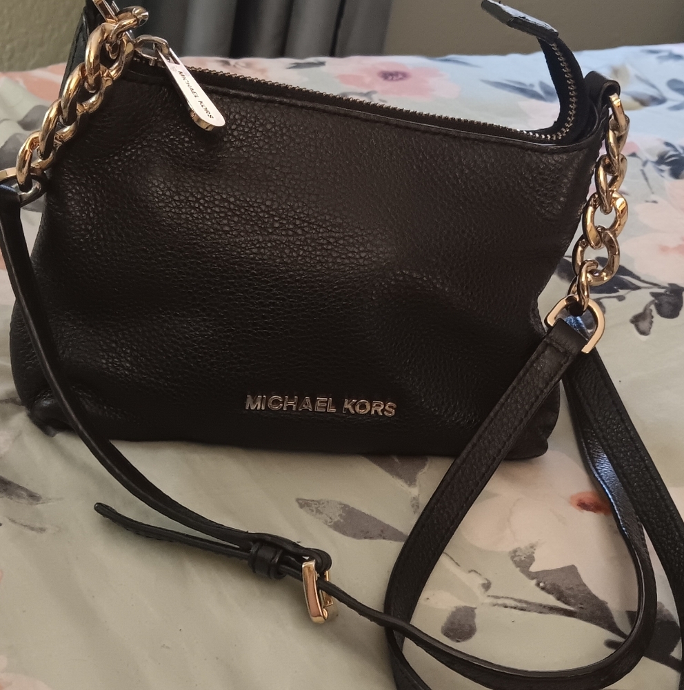 Michael Kors Black Pebbled Leather Crossbody Purse Gold Accents
